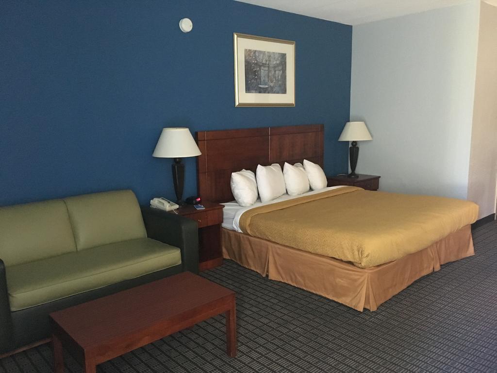 Rodeway Inn Greenfield Dış mekan fotoğraf