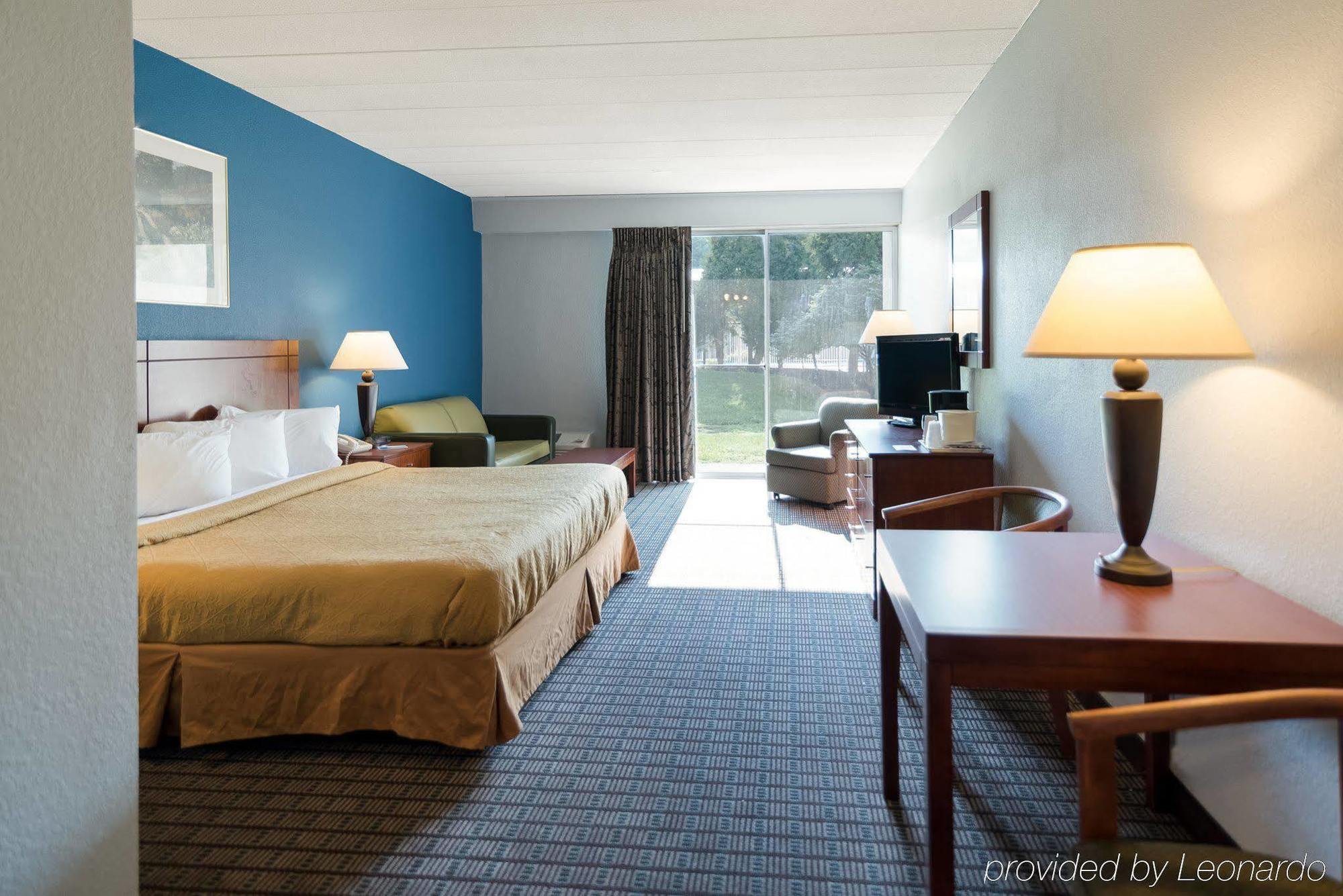 Rodeway Inn Greenfield Dış mekan fotoğraf