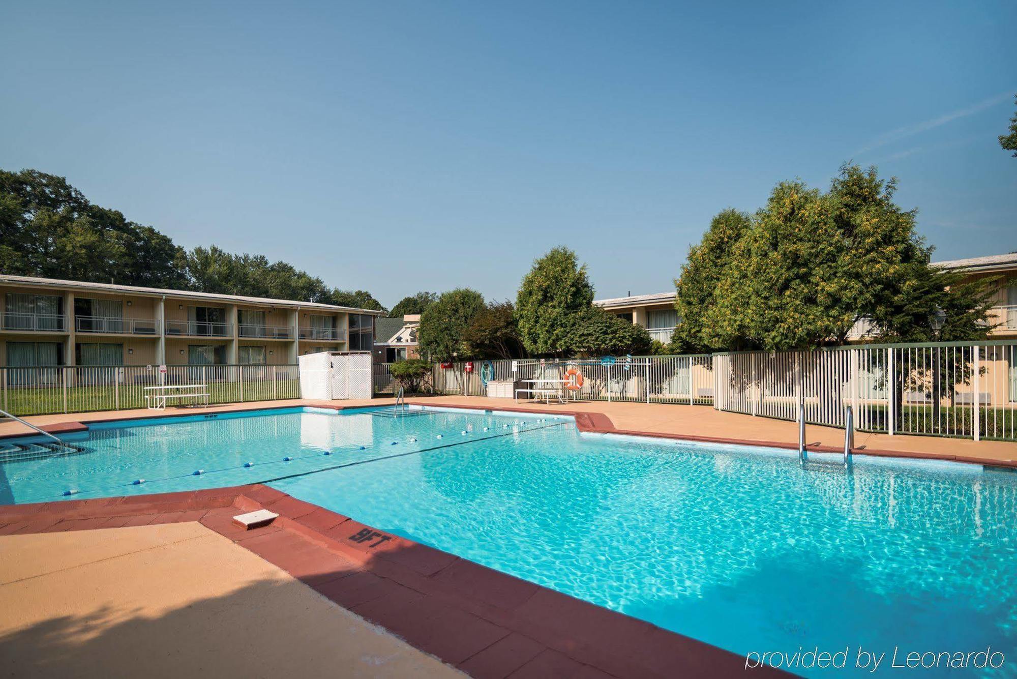 Rodeway Inn Greenfield Dış mekan fotoğraf